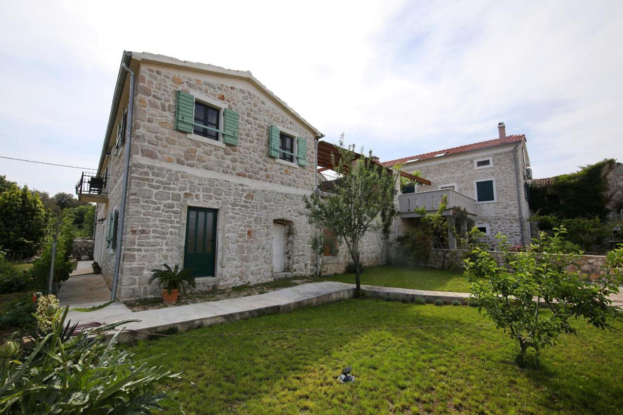 Apartments Tarragon Ugrinici Экстерьер фото